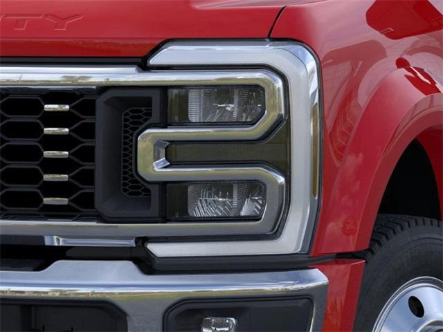 new 2025 Ford F-450 car, priced at $85,762