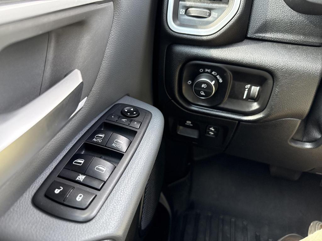 used 2021 Ram 1500 car, priced at $33,663