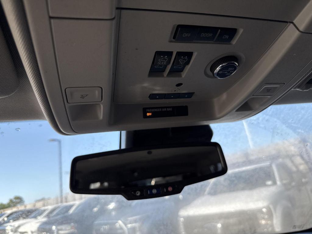 used 2020 GMC Yukon XL car, priced at $30,675