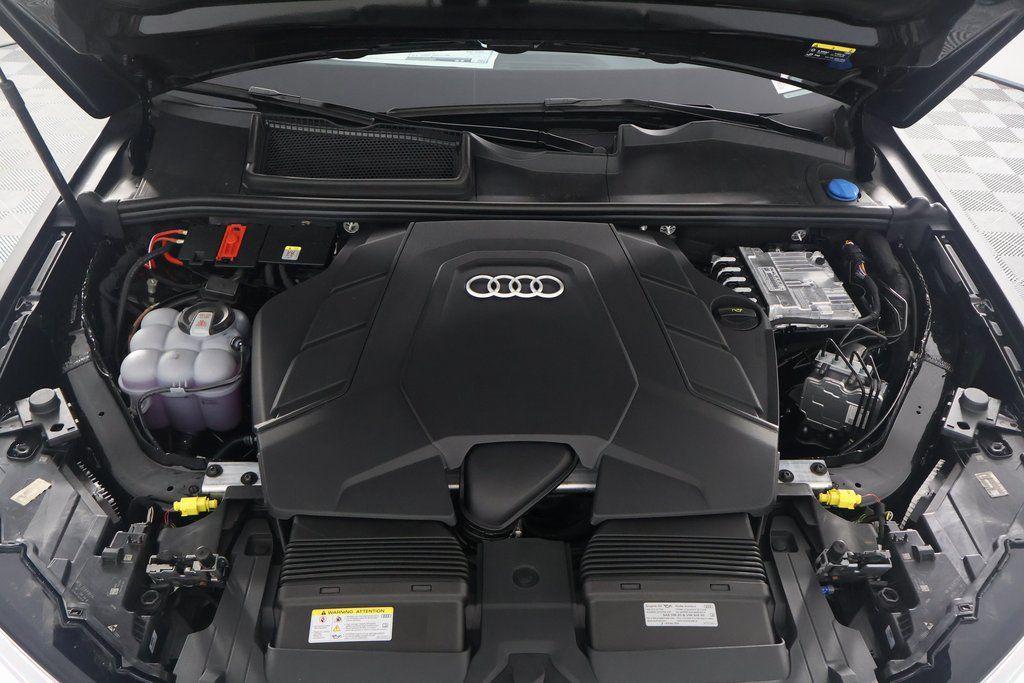 new 2025 Audi Q7 car, priced at $76,770
