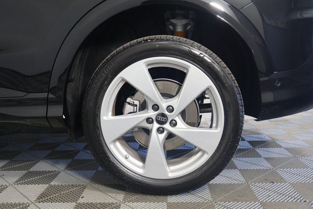 new 2025 Audi Q5 car, priced at $61,240