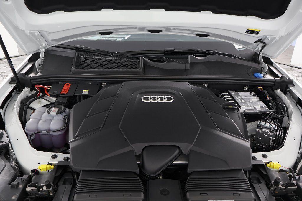 new 2026 Audi Q7 car, priced at $72,490