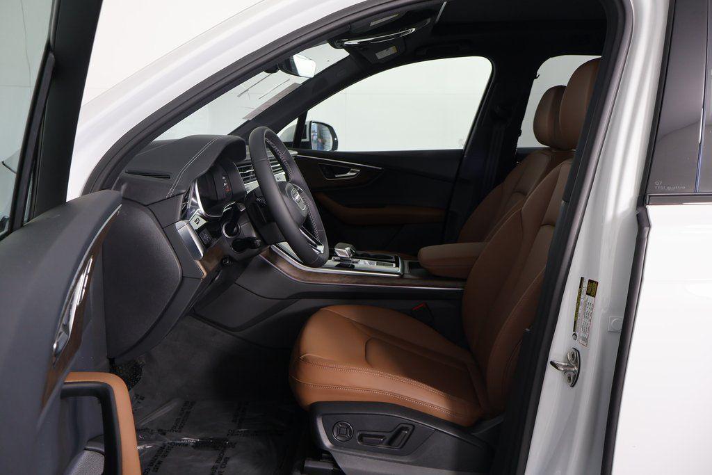 new 2026 Audi Q7 car, priced at $72,490