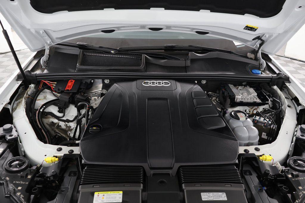 used 2022 Audi Q7 car, priced at $31,589