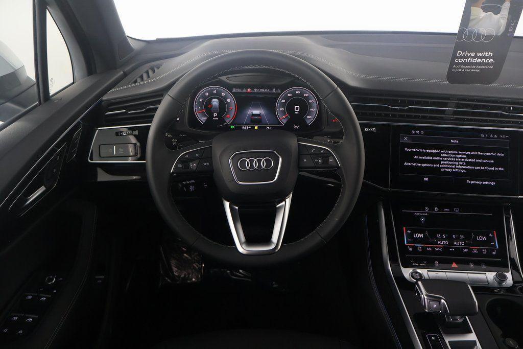 new 2025 Audi Q7 car, priced at $76,170