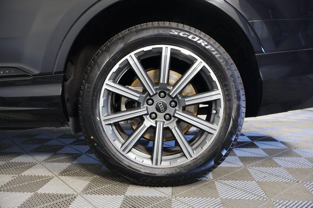 used 2023 Audi Q7 car, priced at $39,405