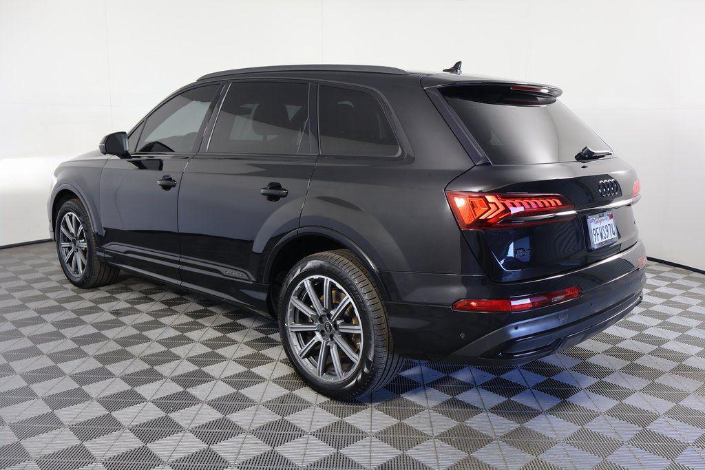 used 2023 Audi Q7 car, priced at $39,405