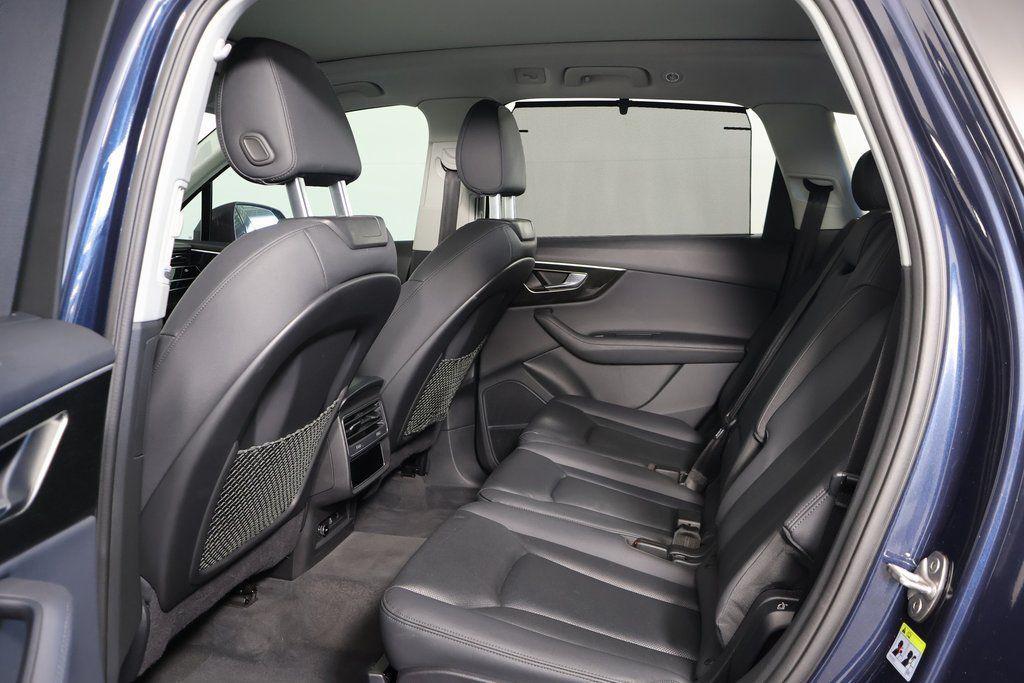 used 2023 Audi Q7 car, priced at $39,385