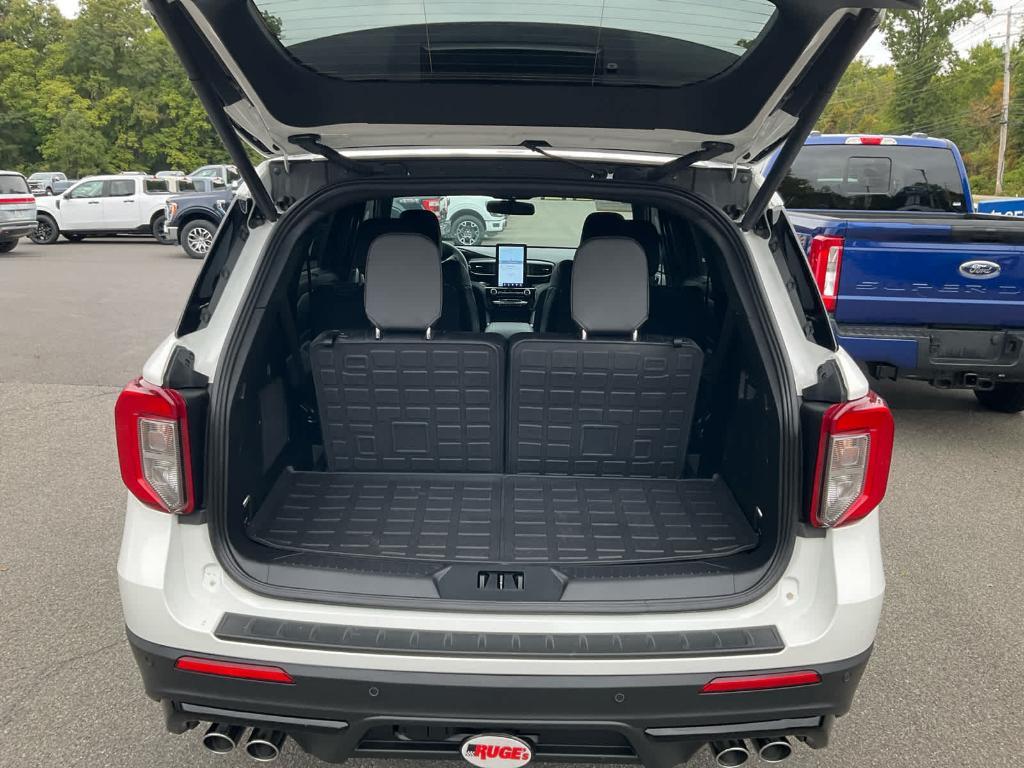 used 2024 Ford Explorer car, priced at $49,750