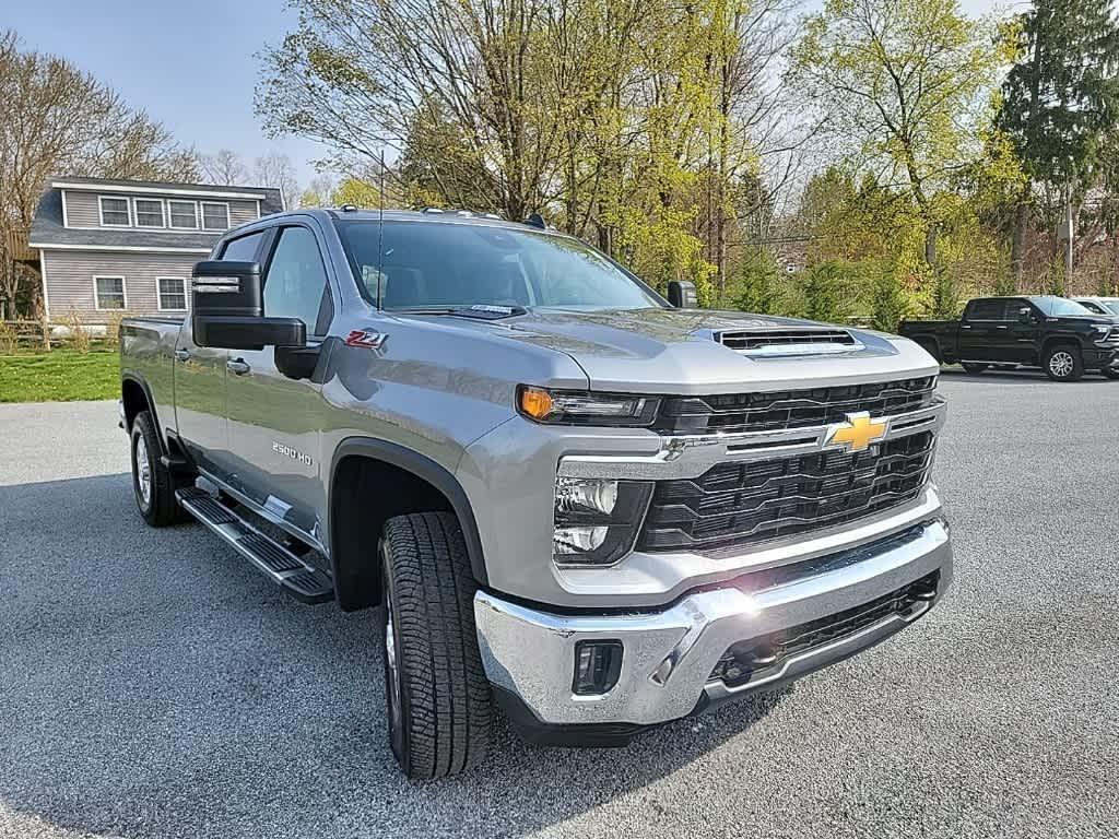 new 2025 Chevrolet Silverado 2500 car, priced at $73,075