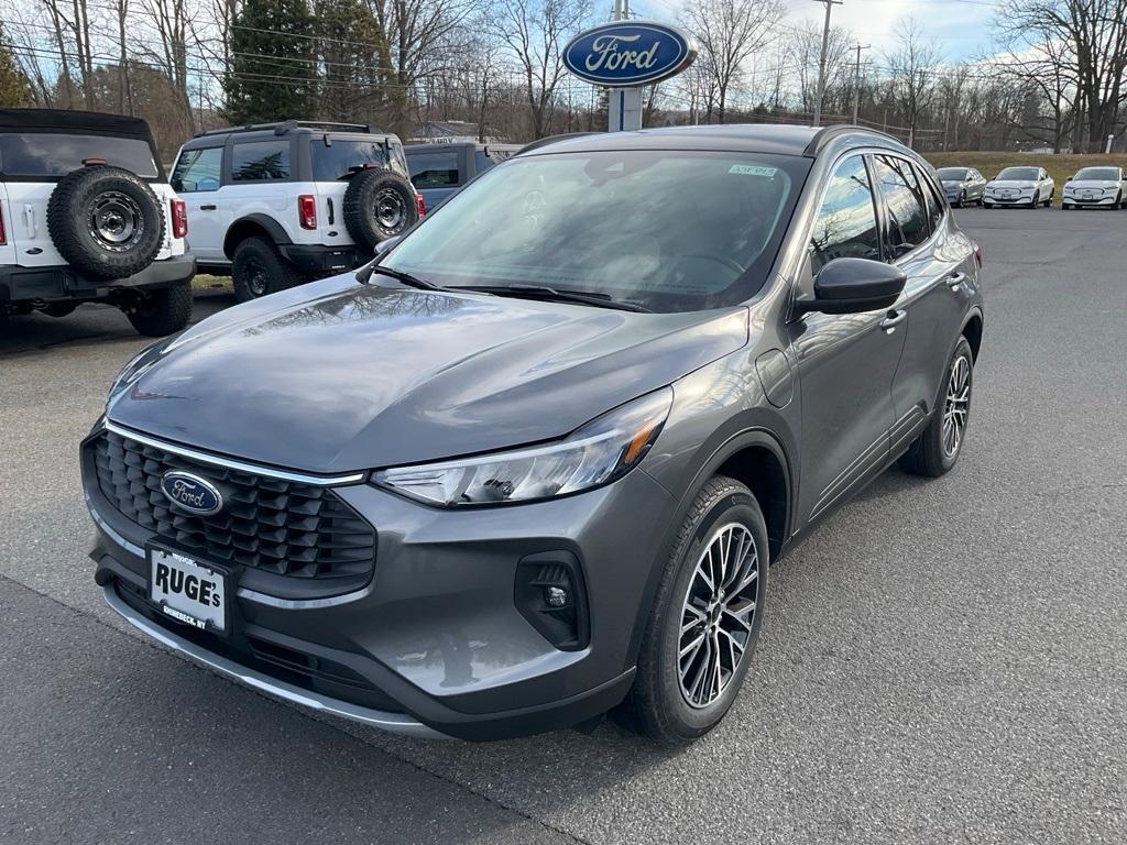 new 2025 Ford Escape car, priced at $38,000