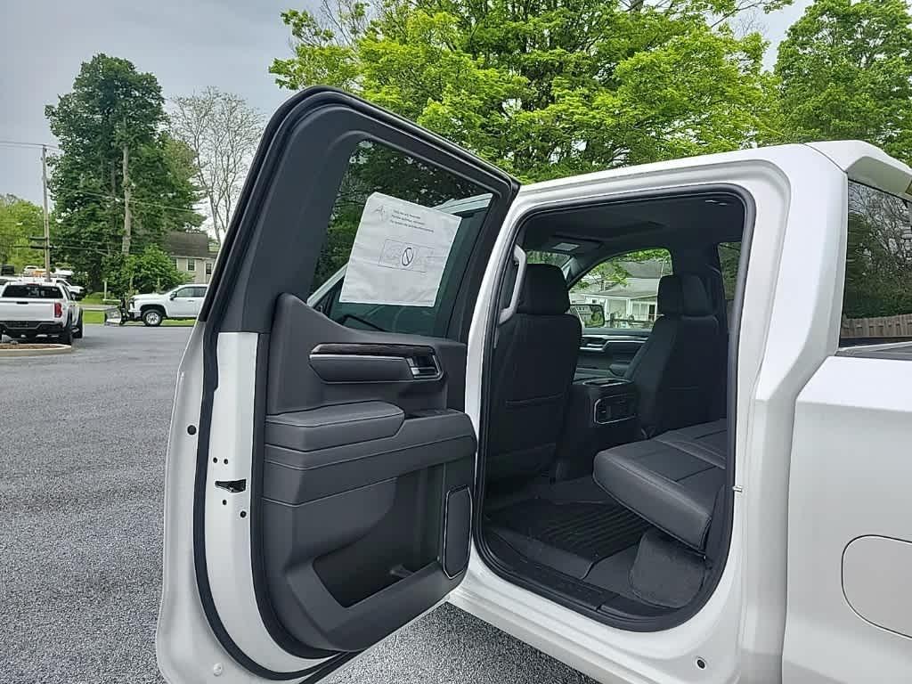 new 2025 Chevrolet Silverado 1500 car, priced at $60,951