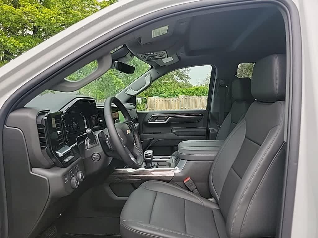 new 2025 Chevrolet Silverado 1500 car, priced at $60,951