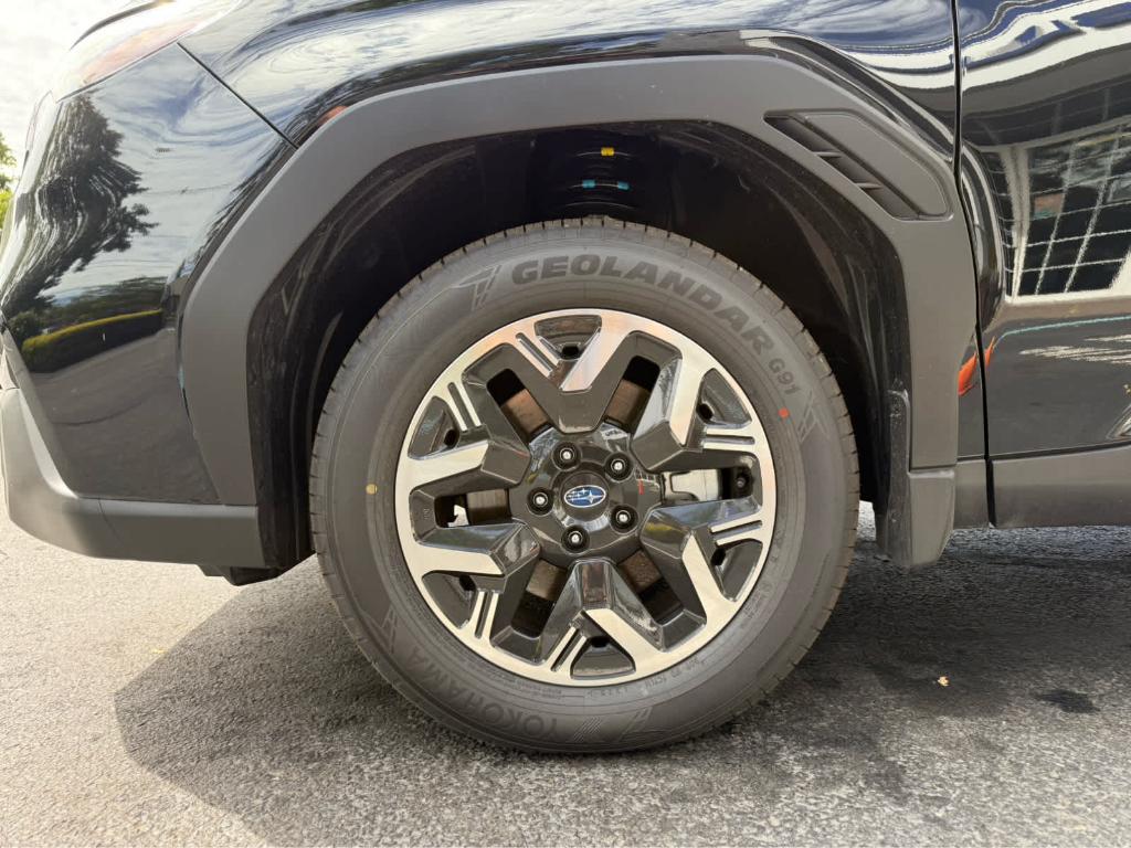 new 2025 Subaru Forester car, priced at $35,070