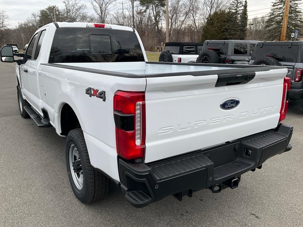 new 2024 Ford F-350 car, priced at $69,300