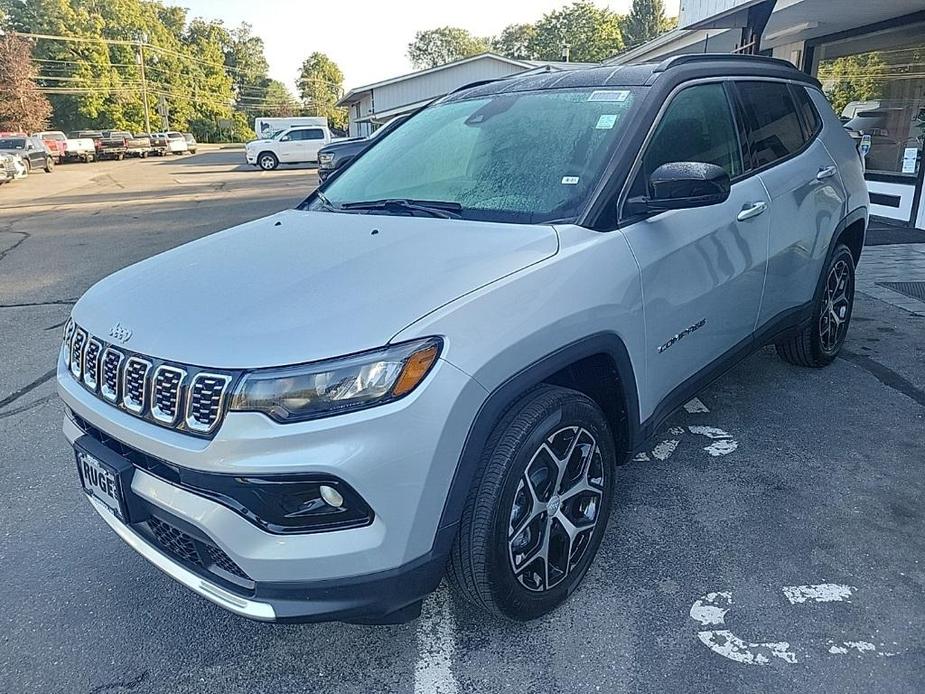 new 2024 Jeep Compass car, priced at $33,076