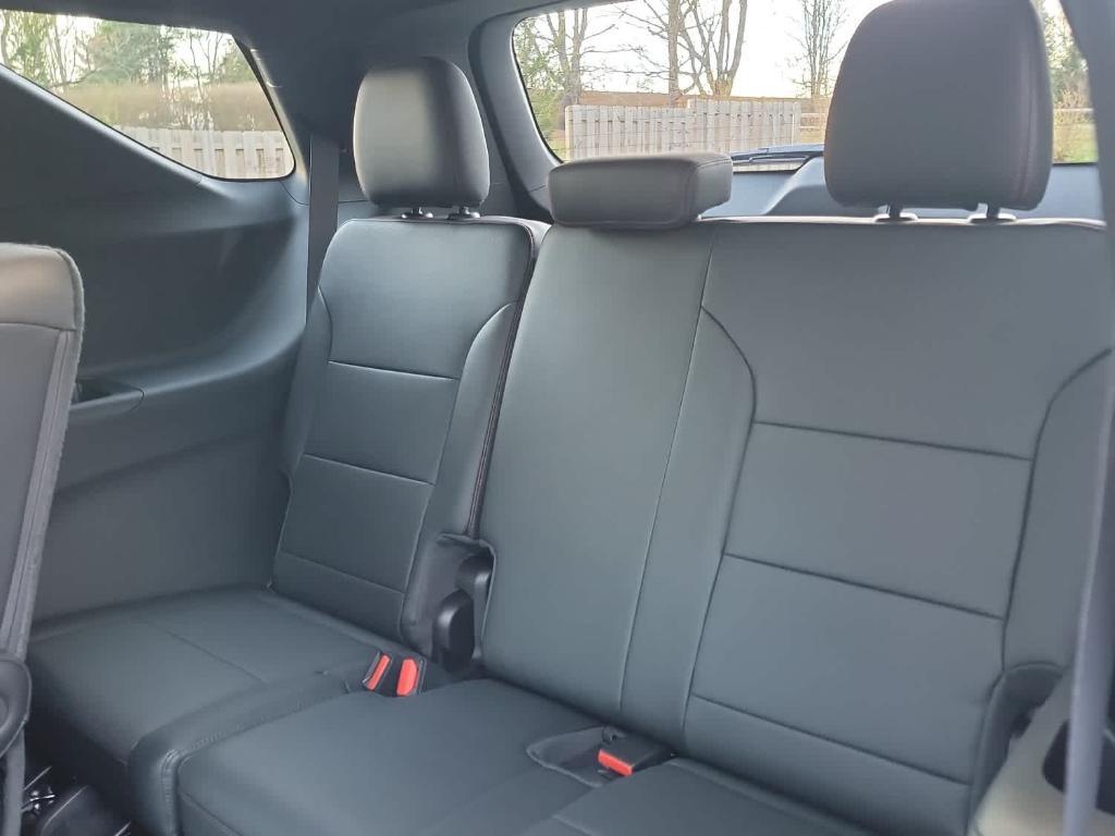 new 2026 Chevrolet Traverse car, priced at $57,375