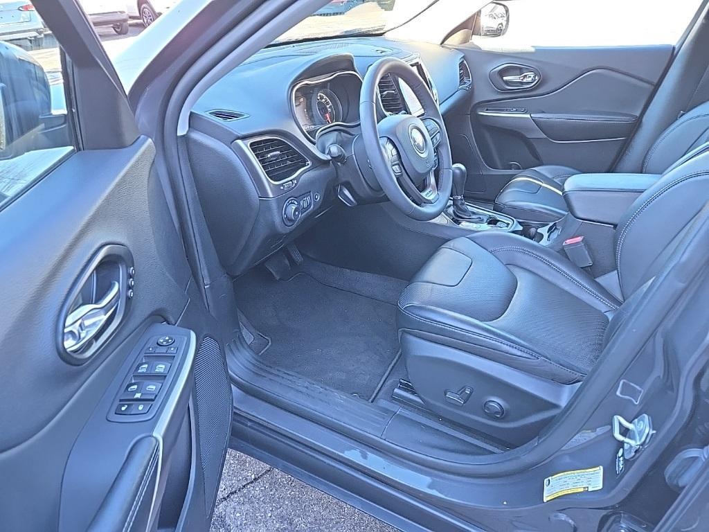 used 2022 Jeep Cherokee car, priced at $26,900