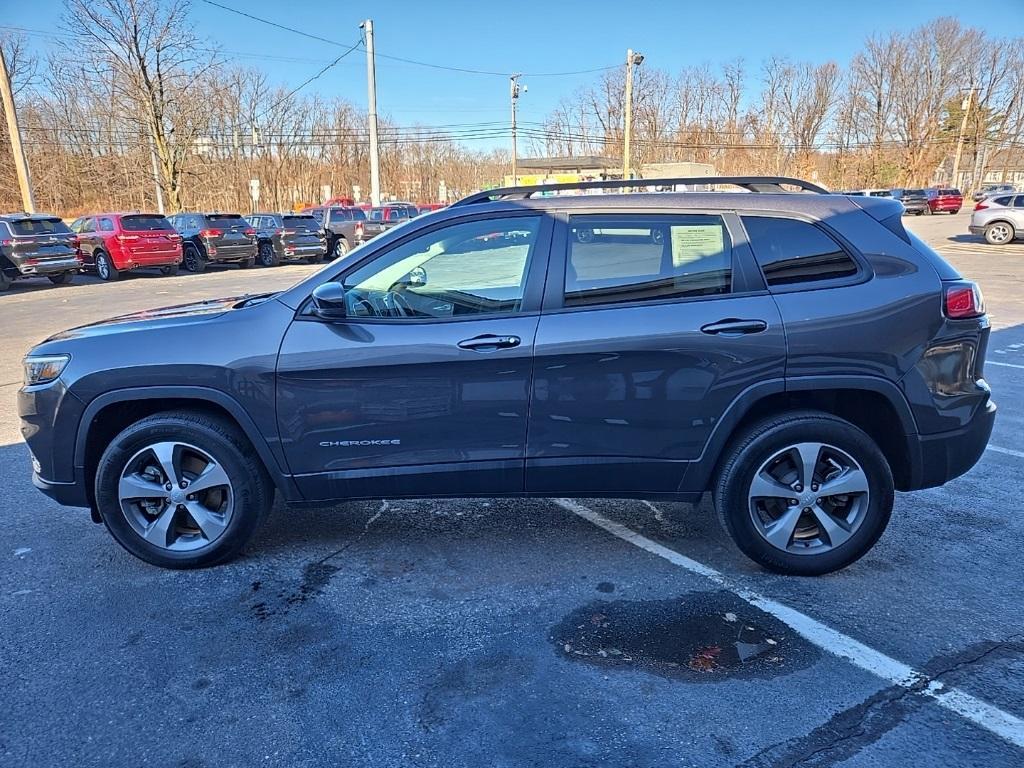 used 2022 Jeep Cherokee car, priced at $26,900