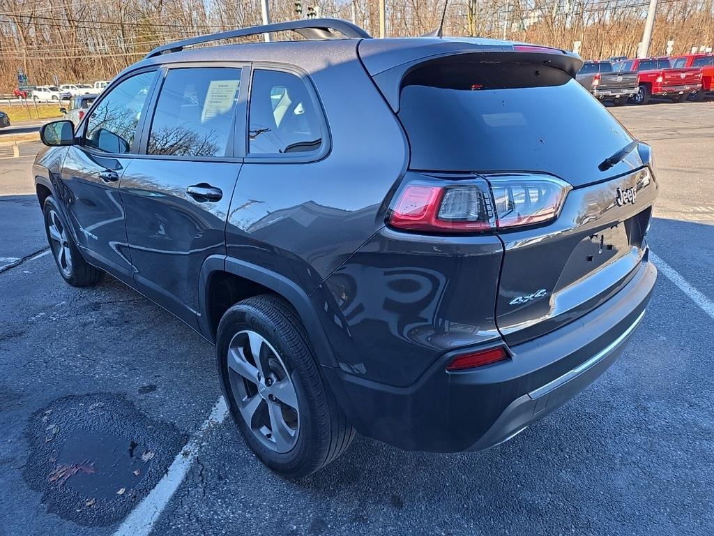 used 2022 Jeep Cherokee car, priced at $26,900