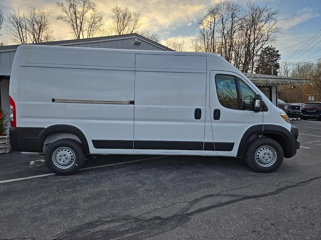 new 2025 Ram ProMaster 2500 car, priced at $51,400