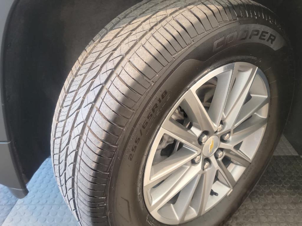 used 2023 Chevrolet Traverse car, priced at $31,500