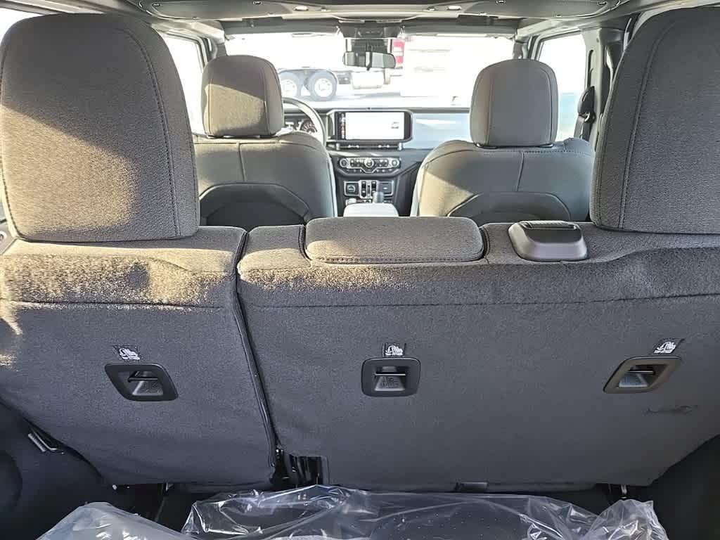 new 2025 Jeep Wrangler car, priced at $46,802