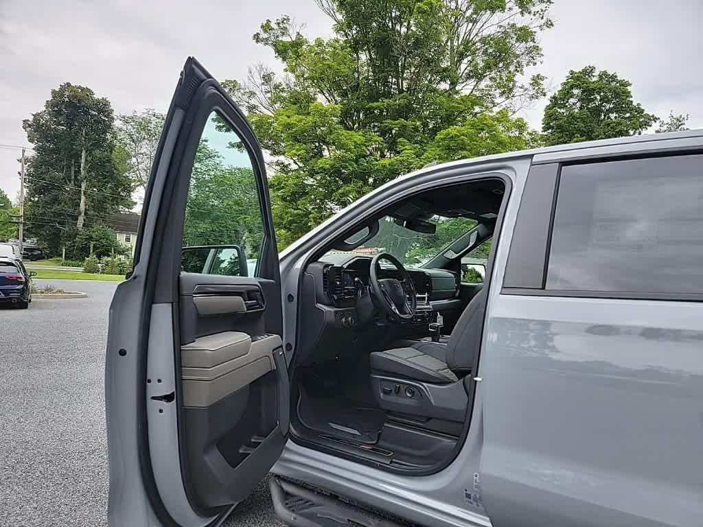 new 2025 Chevrolet Silverado 1500 car, priced at $71,007