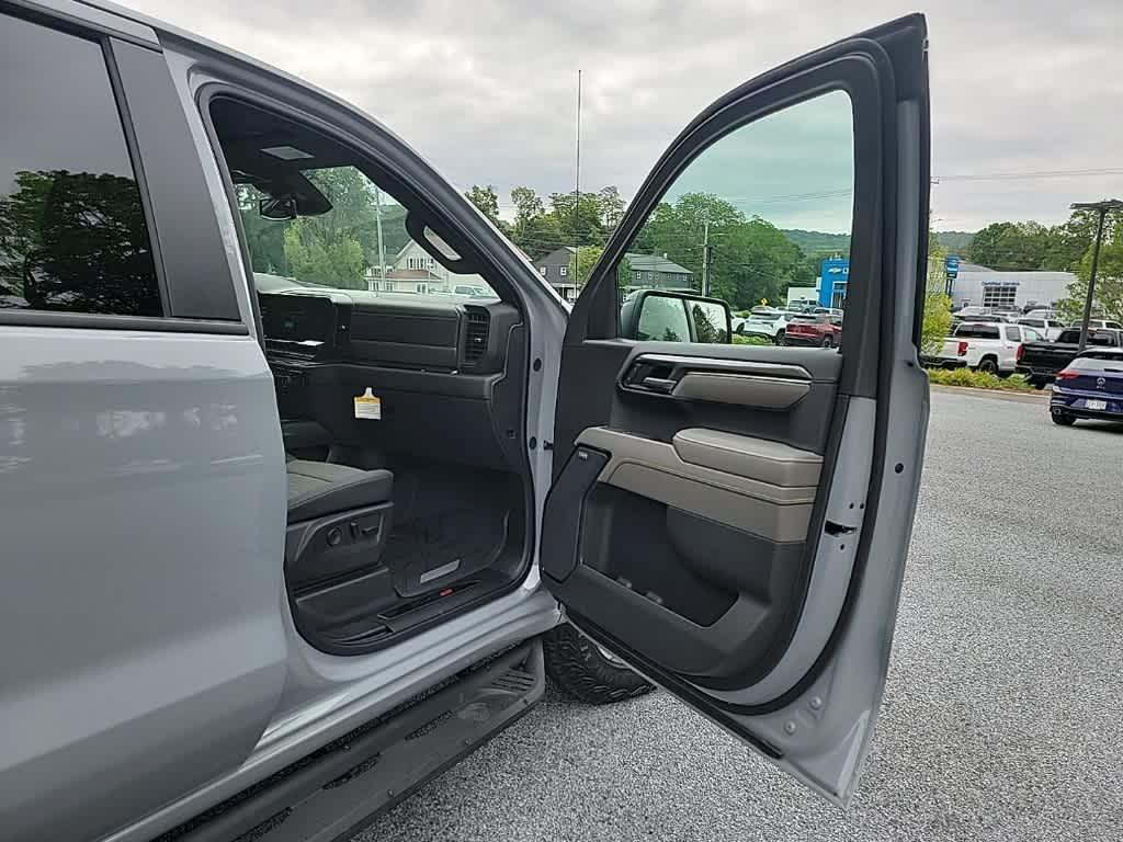 new 2025 Chevrolet Silverado 1500 car, priced at $71,007