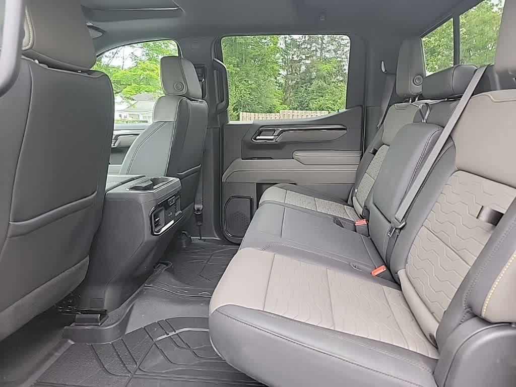 new 2025 Chevrolet Silverado 1500 car, priced at $71,007