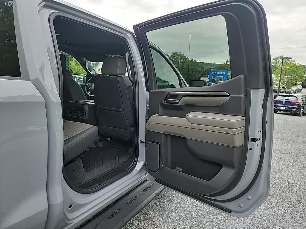 new 2025 Chevrolet Silverado 1500 car, priced at $71,007