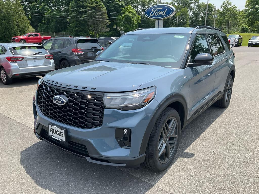 new 2025 Ford Explorer car, priced at $52,095