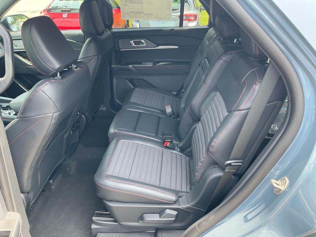 new 2025 Ford Explorer car, priced at $52,095