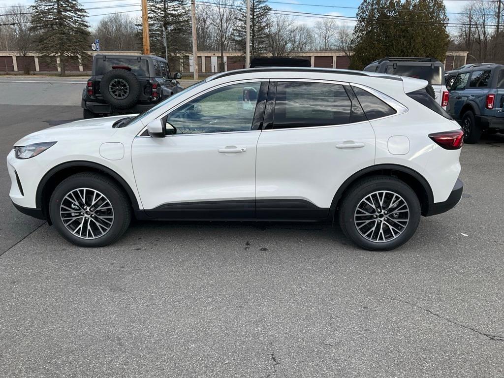 new 2025 Ford Escape car, priced at $38,749