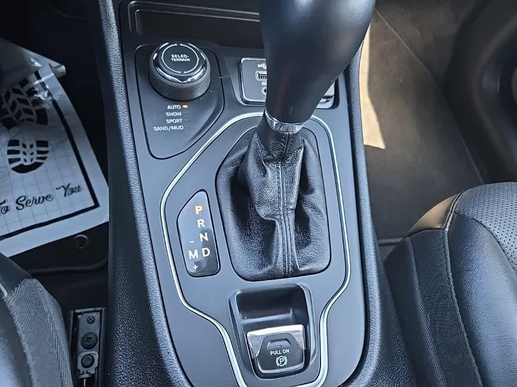 used 2022 Jeep Cherokee car, priced at $22,822