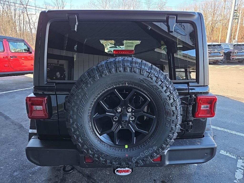 new 2025 Jeep Wrangler car, priced at $52,070