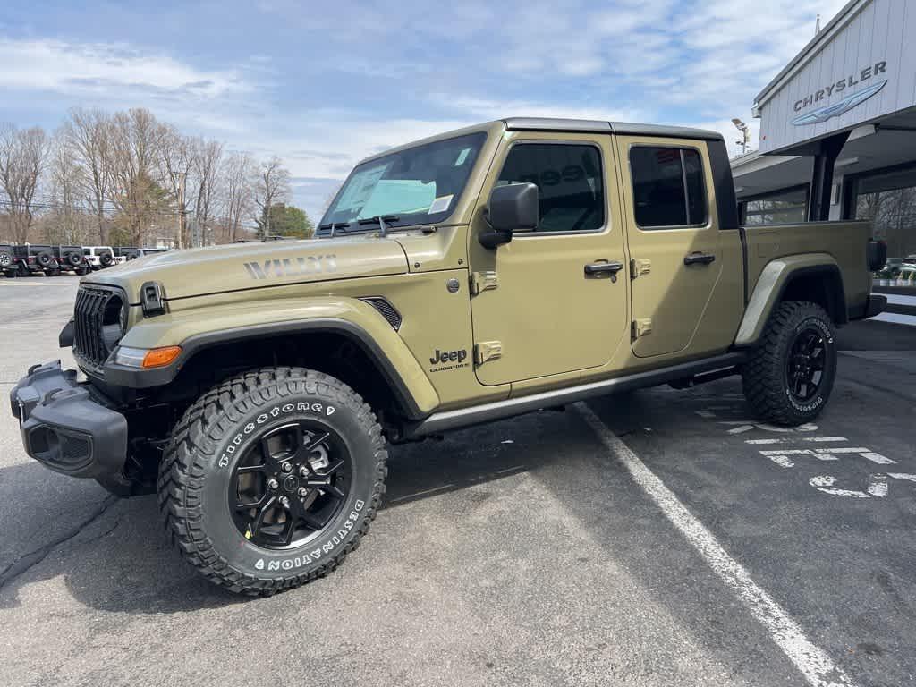 new 2025 Jeep Gladiator car, priced at $47,172