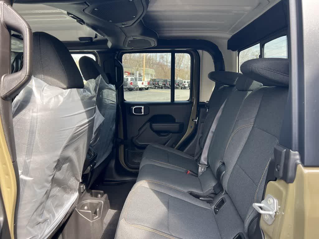 new 2025 Jeep Gladiator car, priced at $47,172