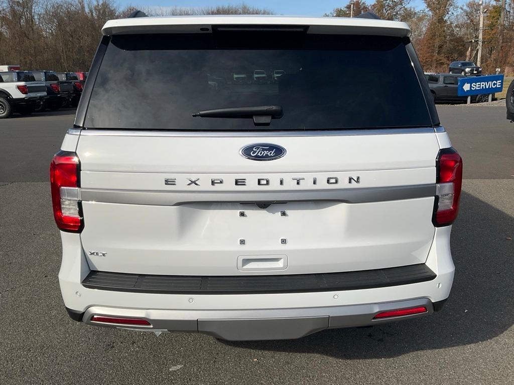 new 2024 Ford Expedition car, priced at $72,050