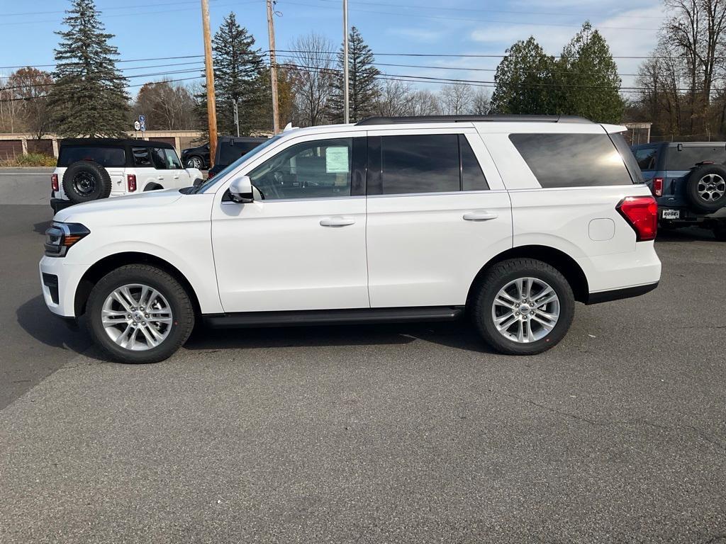 new 2024 Ford Expedition car, priced at $72,050