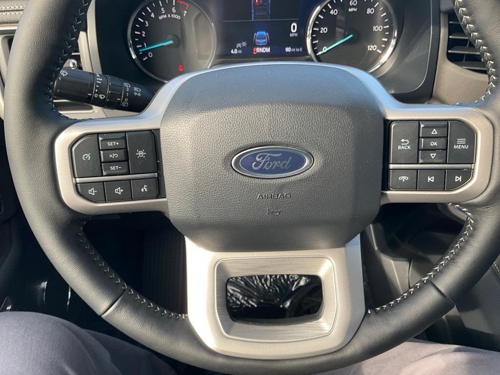 new 2024 Ford Expedition car, priced at $72,050