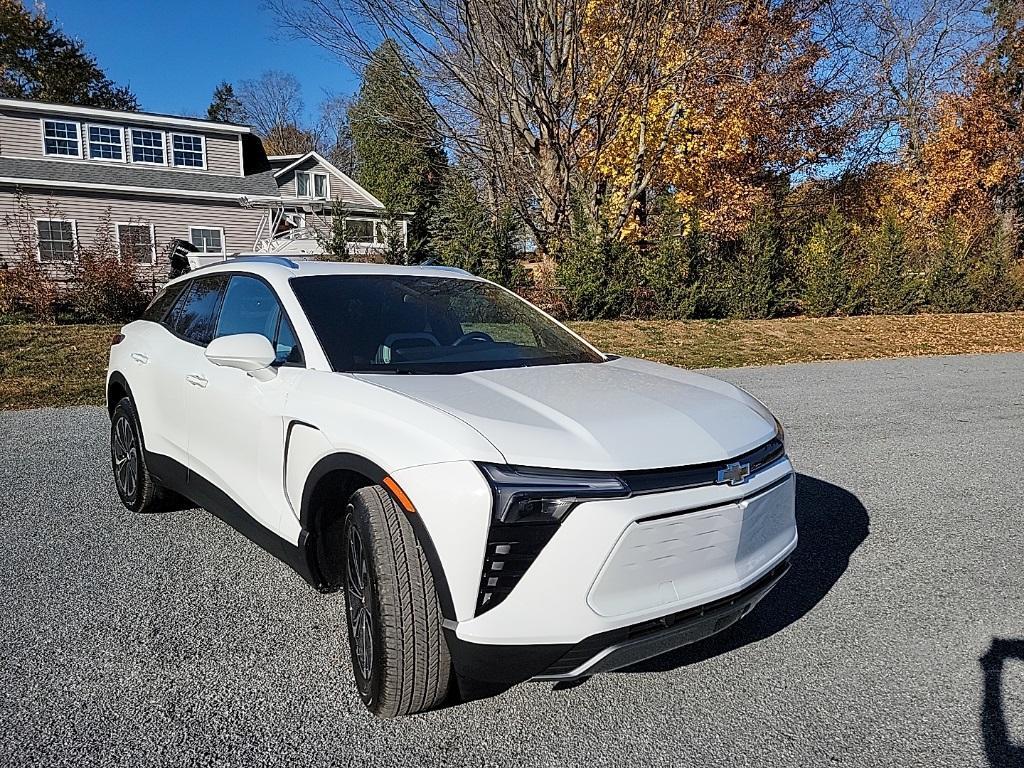 new 2025 Chevrolet Blazer EV car, priced at $45,220