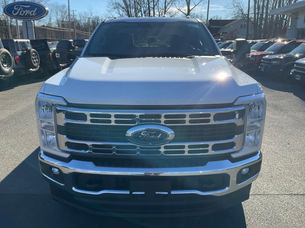 new 2024 Ford F-250 car, priced at $61,690