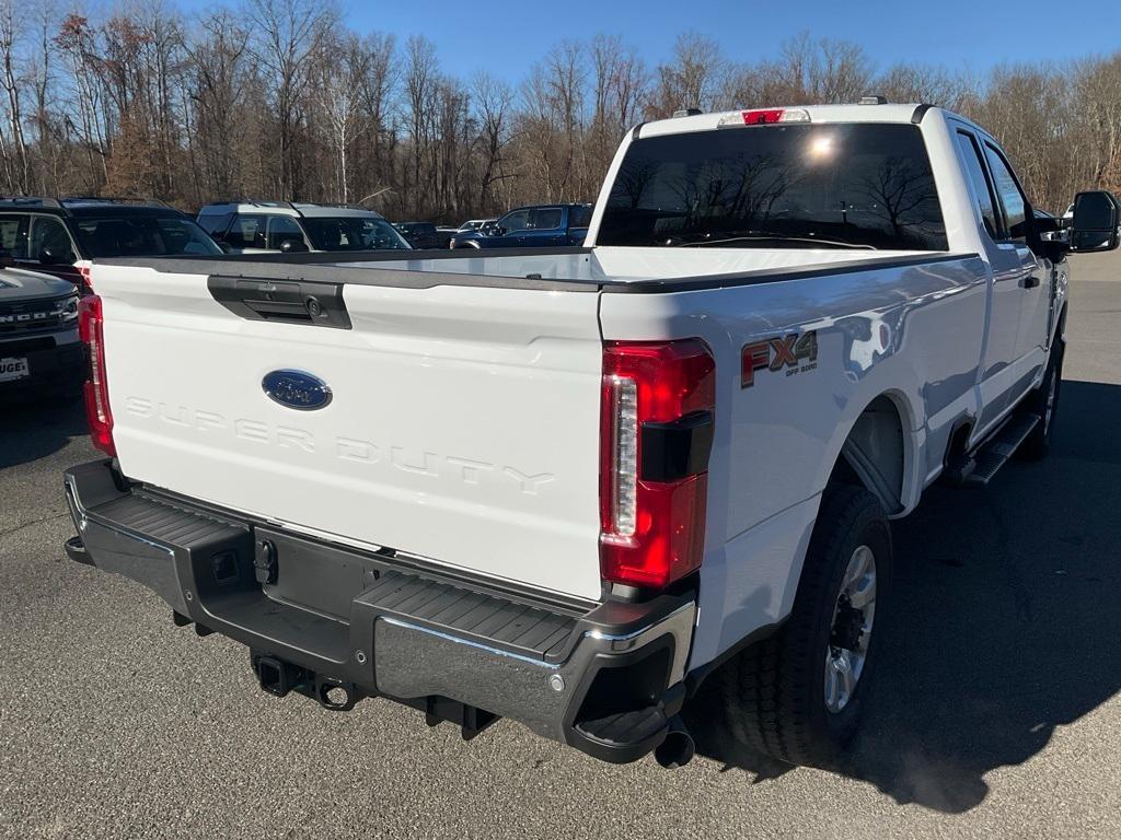 new 2024 Ford F-250 car, priced at $61,690