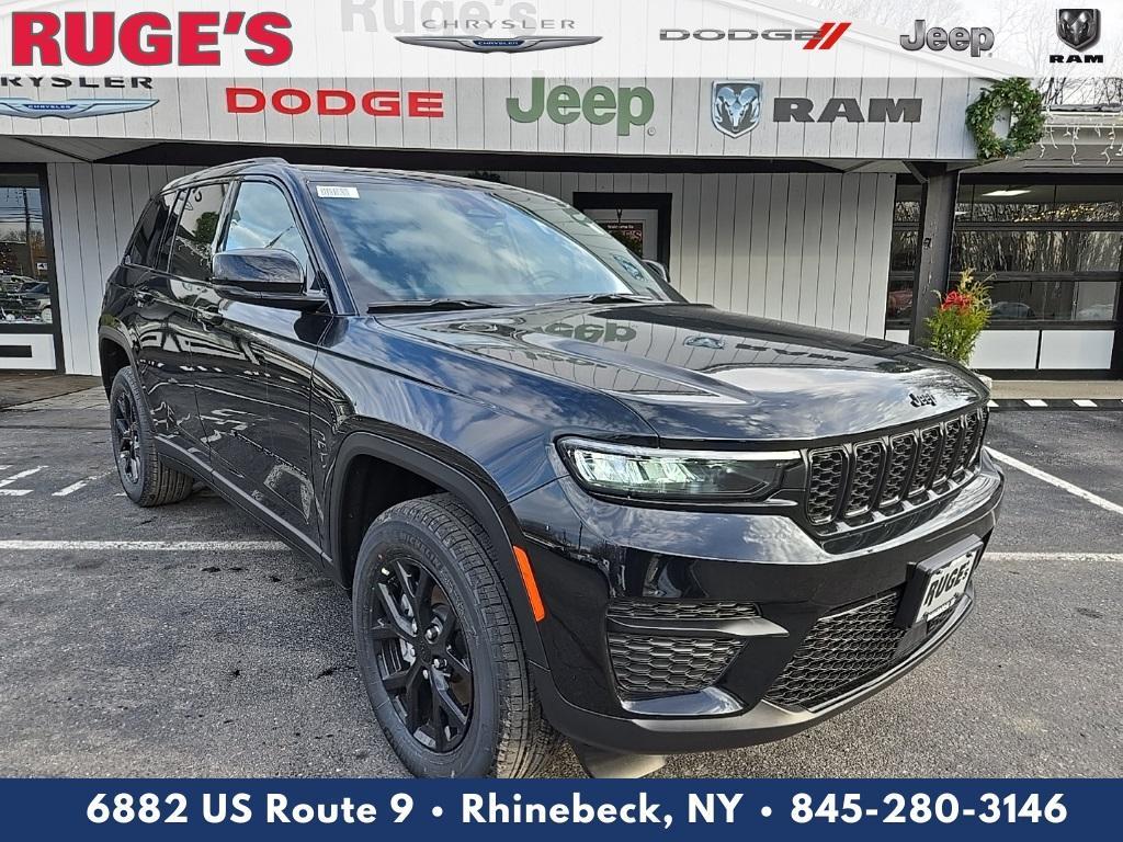 new 2025 Jeep Grand Cherokee car, priced at $44,030