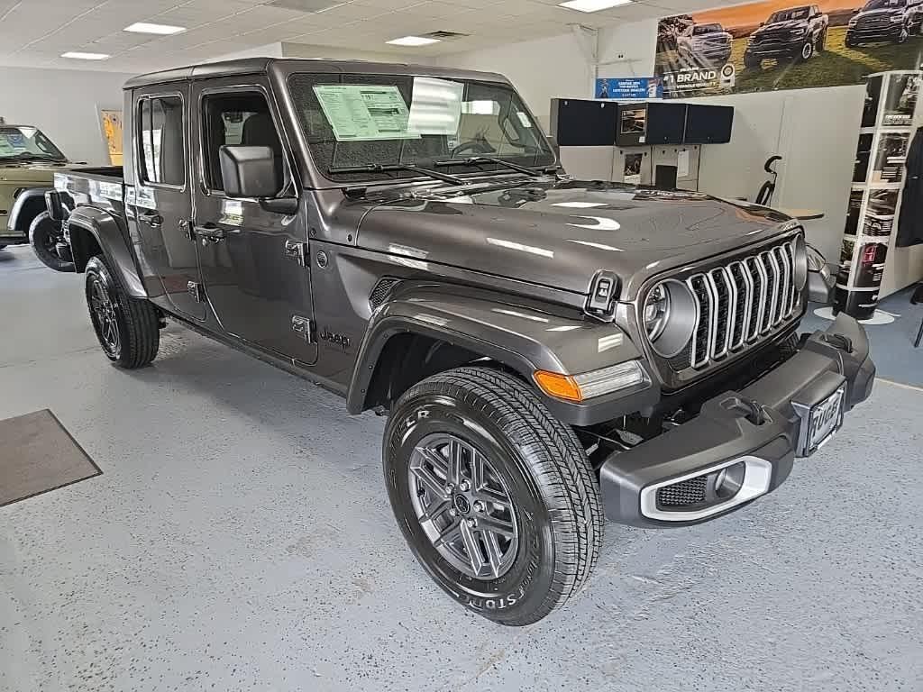 new 2025 Jeep Gladiator car