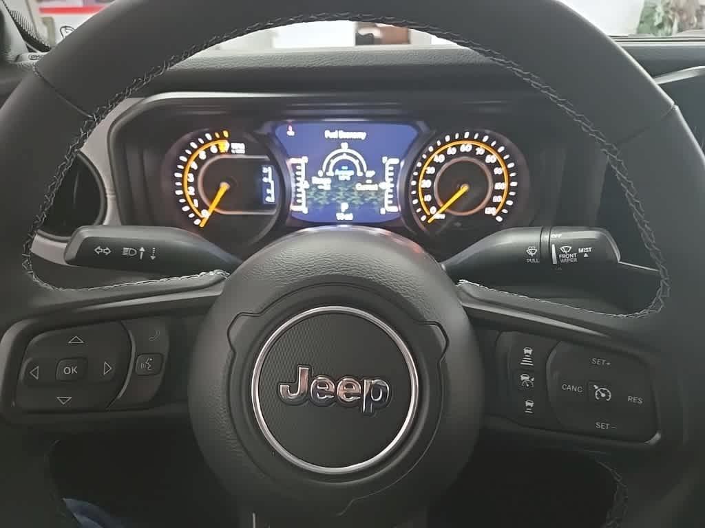 new 2025 Jeep Gladiator car