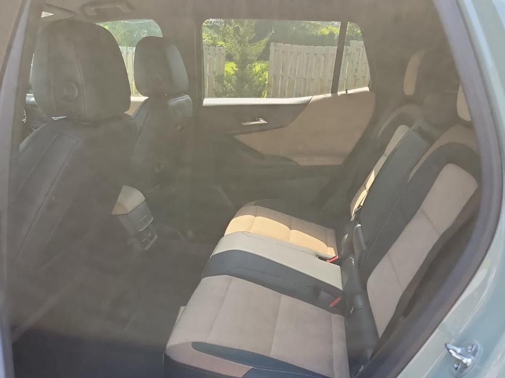new 2026 Chevrolet Equinox car, priced at $37,610