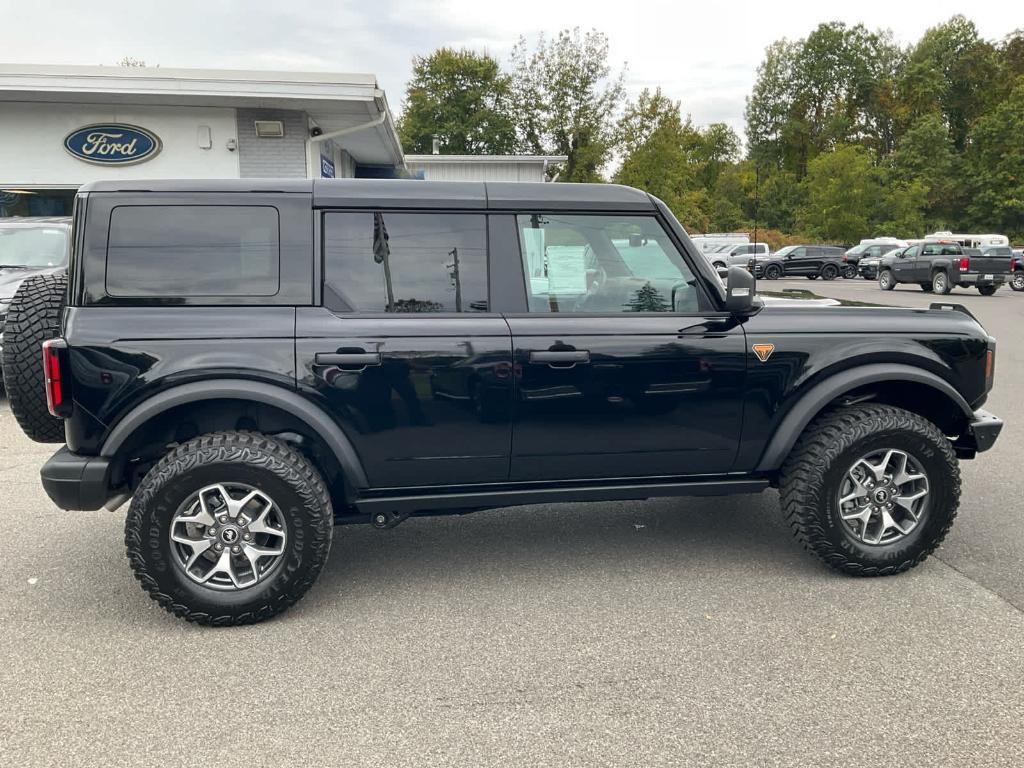 new 2025 Ford Bronco car, priced at $62,510