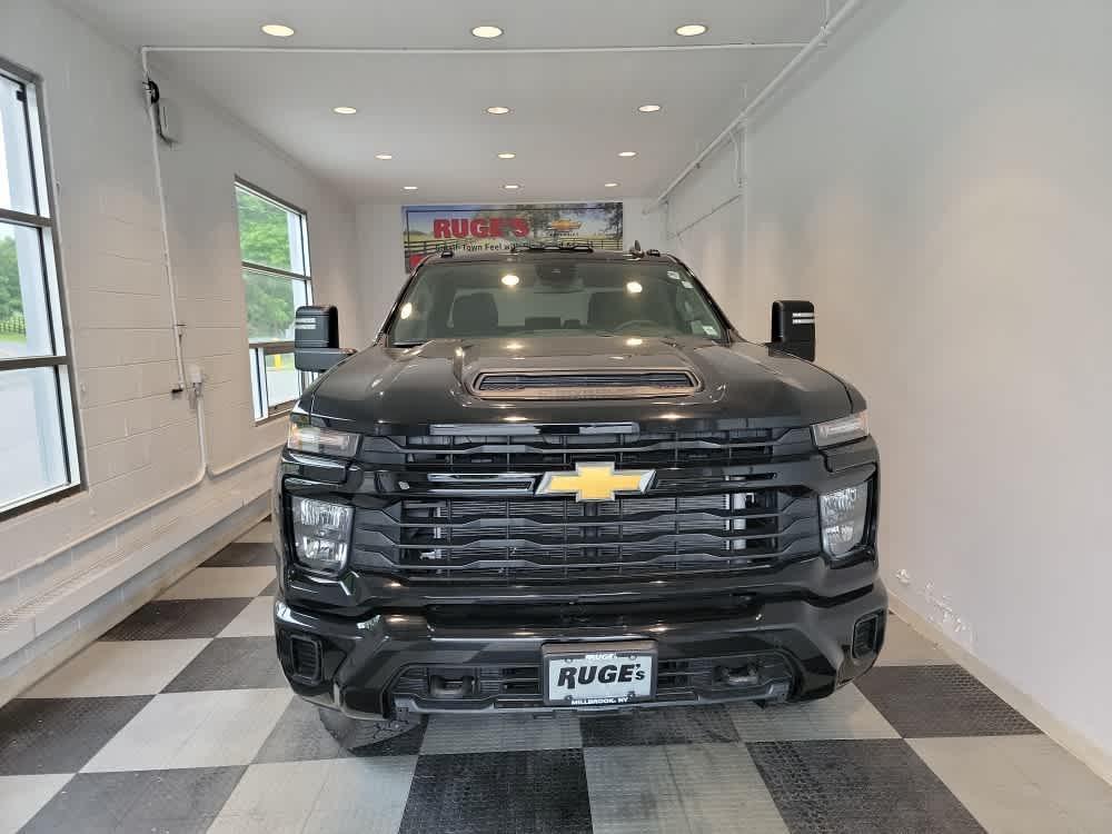 used 2024 Chevrolet Silverado 2500 car, priced at $49,594